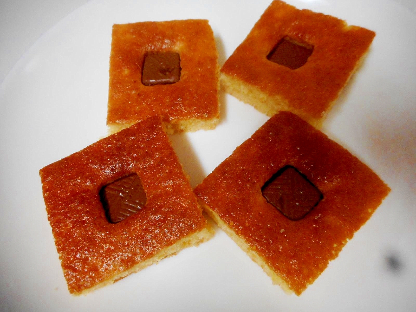 一口チョコのスクエアケーキ レシピ 作り方 By Mococo05 楽天レシピ 一口チョコのスクエアケーキ レシピ 作り方 By Mococo05 楽天レシピ