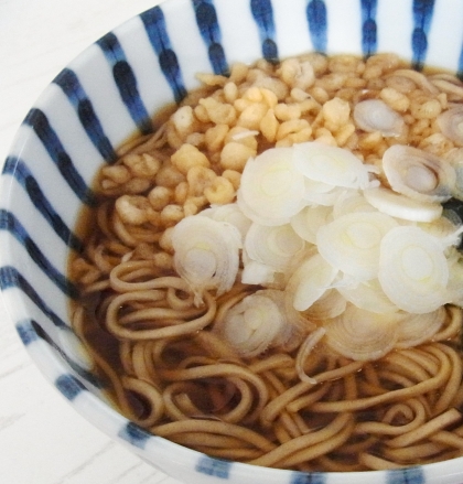 お昼ごはんに作りました♪いつもはうどんなのですが、お蕎麦もいいですね＾＾おいしかったです♪