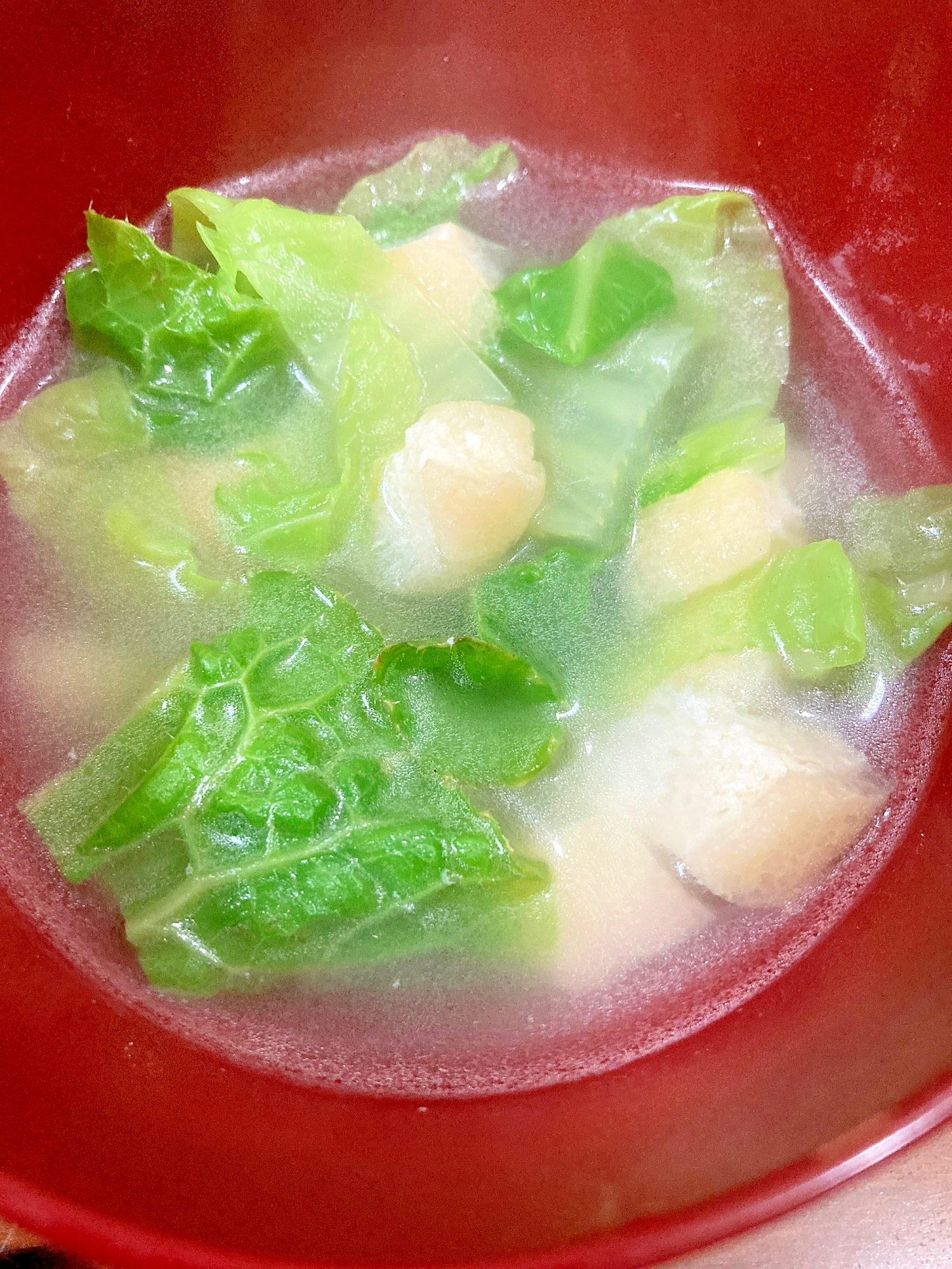 白菜と油揚げの中華スープ