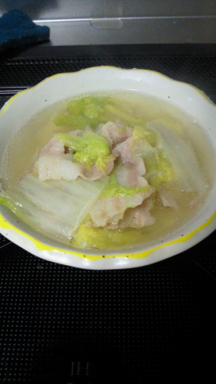 豚バラ肉と白菜のあったかスープ