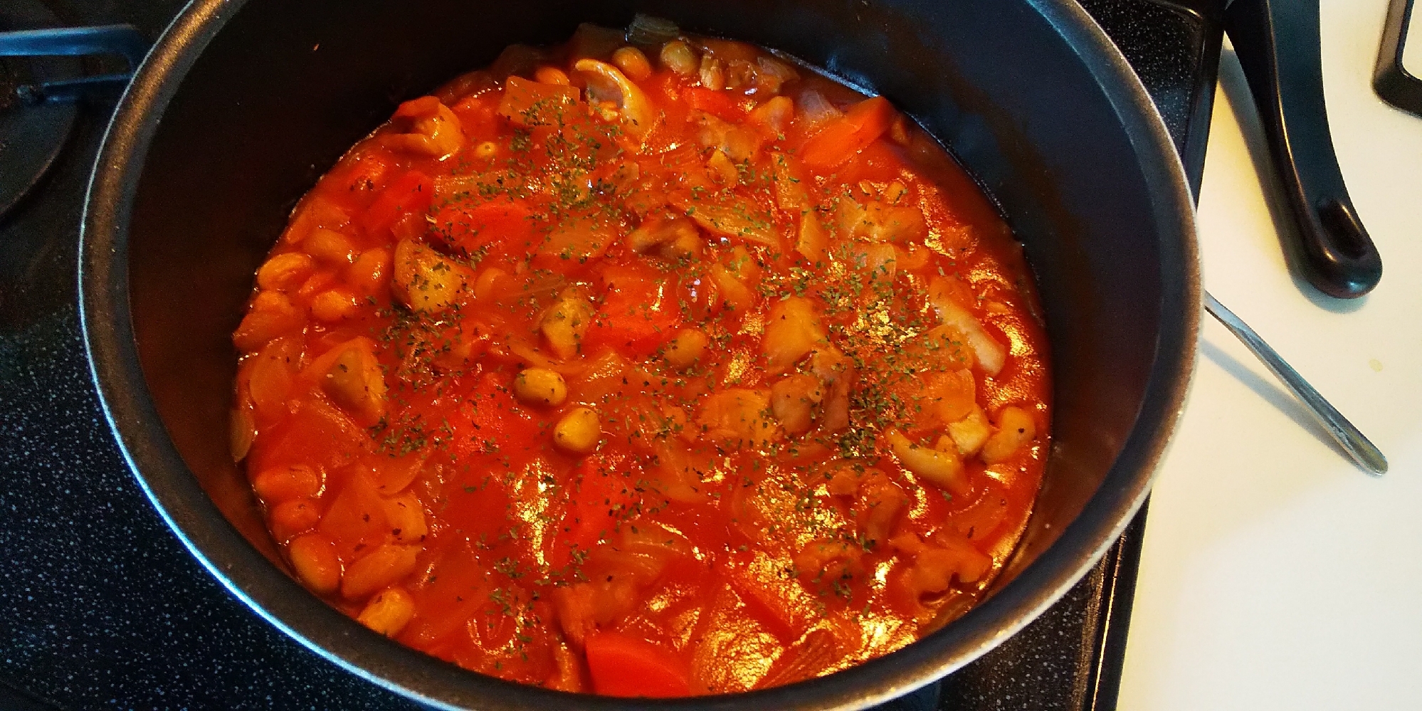 チキンビーンズ　簡単　フライパンひとつで