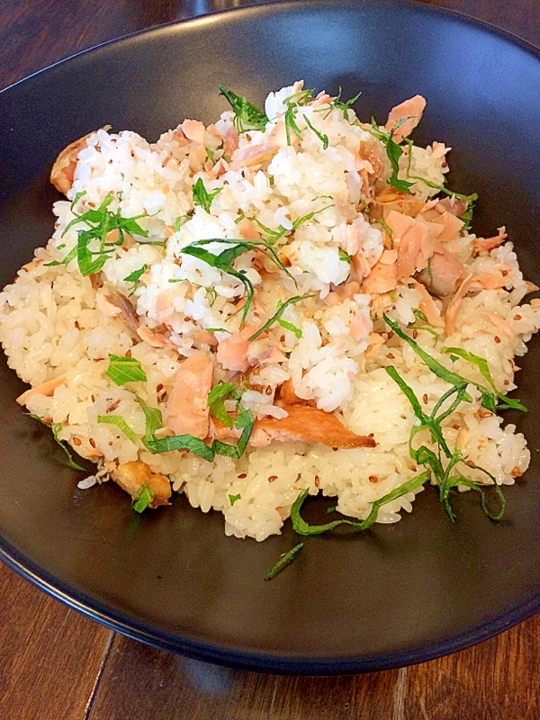 鮭と大葉の混ぜご飯