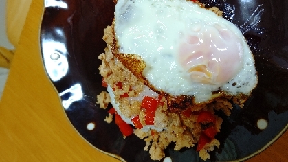 鳥ひき肉とパプリカで。
風でも美味しいです。