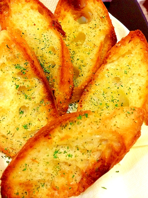 簡単！美味しい！ガーリックトースト