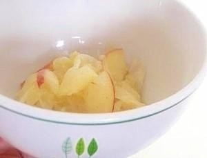 ワインによく合う☆リンゴサラダ