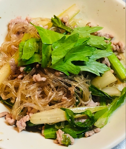 ♡相性抜群♪簡単メイン♪合挽き肉のセロリ春雨炒め♡