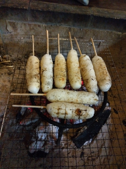 キャンプにでかけ、囲炉裏で焼きました。きりたんぽ鍋大成功しました。レシピありがとうございます！