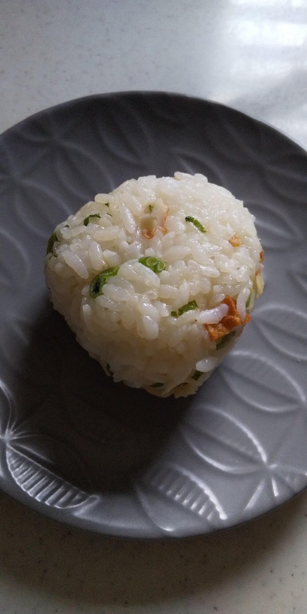 ちくわと葱のおにぎり☆ レシピ・作り方 by 梨花* - 楽天レシピ