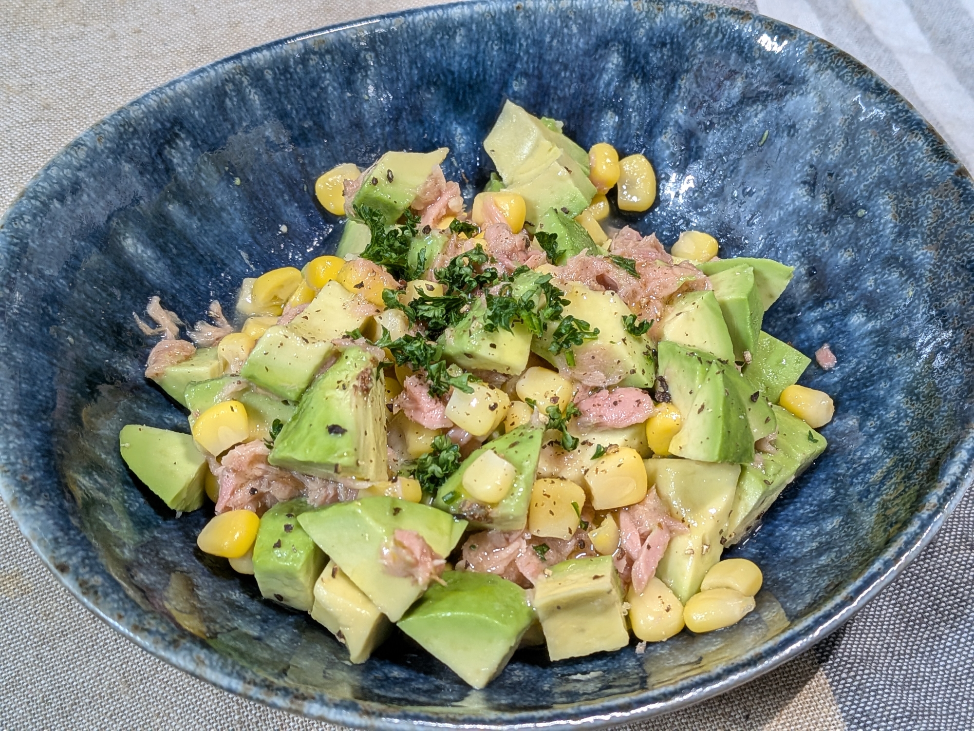 アボカド&ツナコーンSALAD