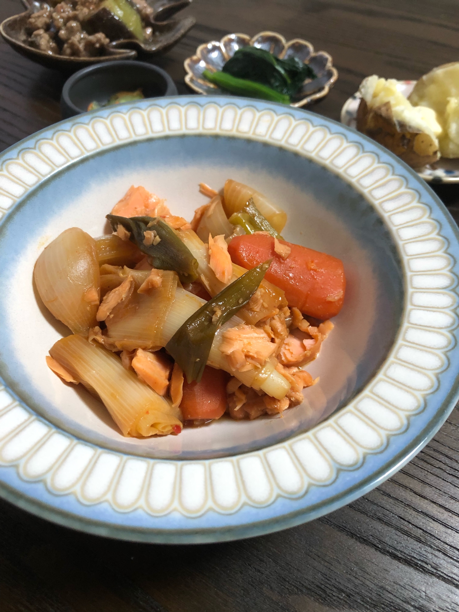 鮭とトロトロ野菜の辛味噌煮