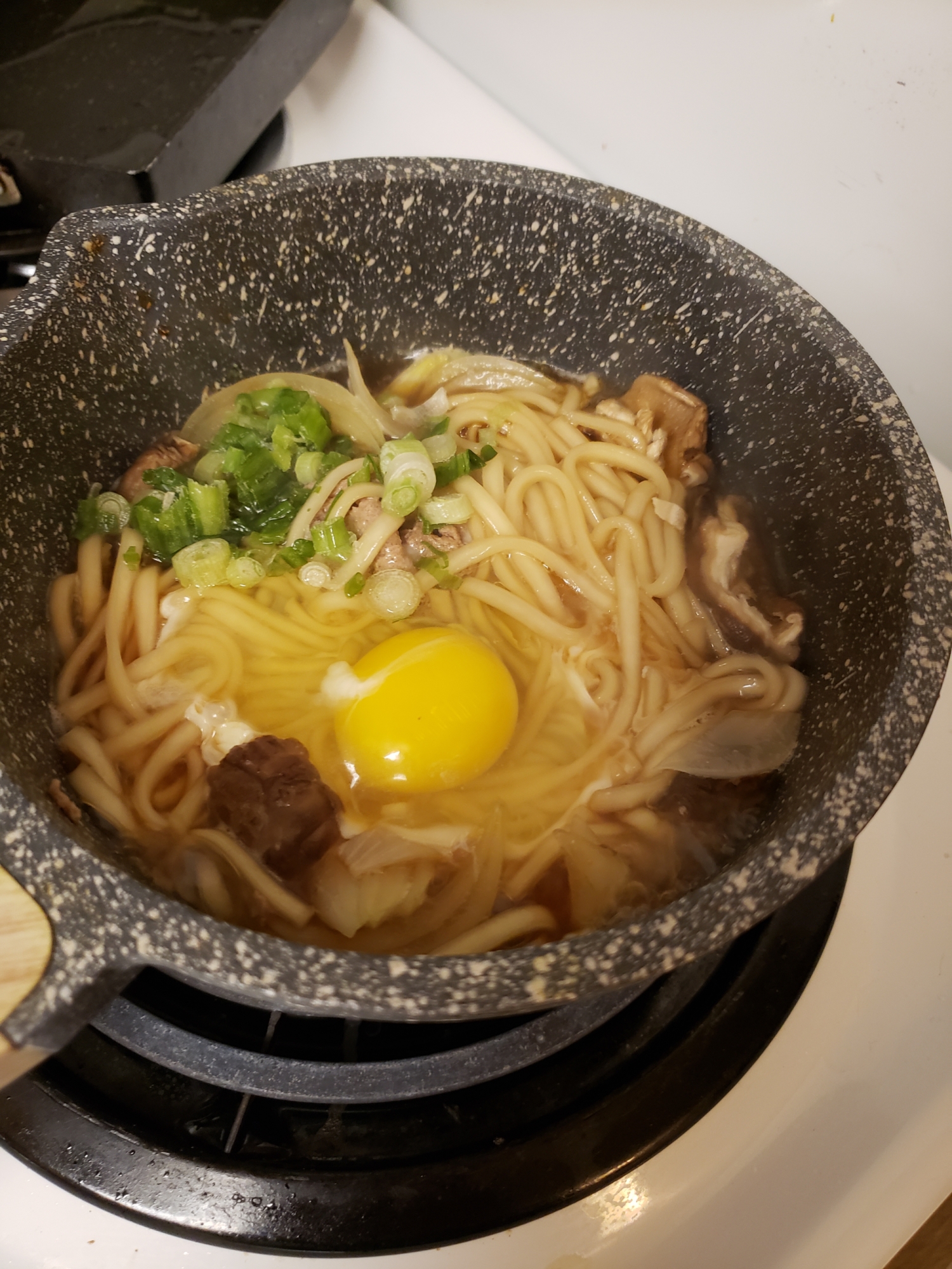 家にあるものですき焼きうどん♪