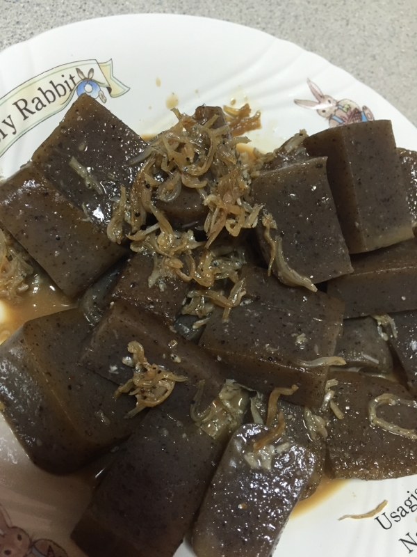 簡単 おつまみにも！！生しらすコンニャク炒め