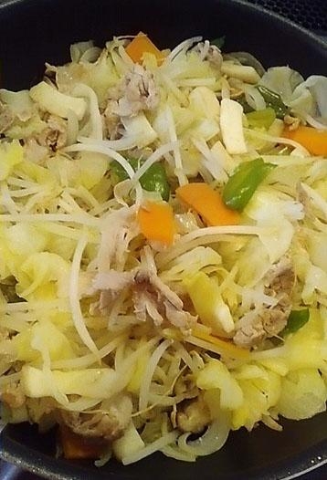 豚肉とイカの野菜炒め