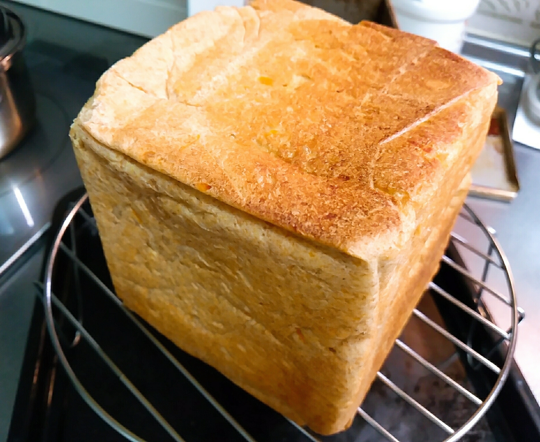 ふすま入り☆人参とじゃがいもの食パン