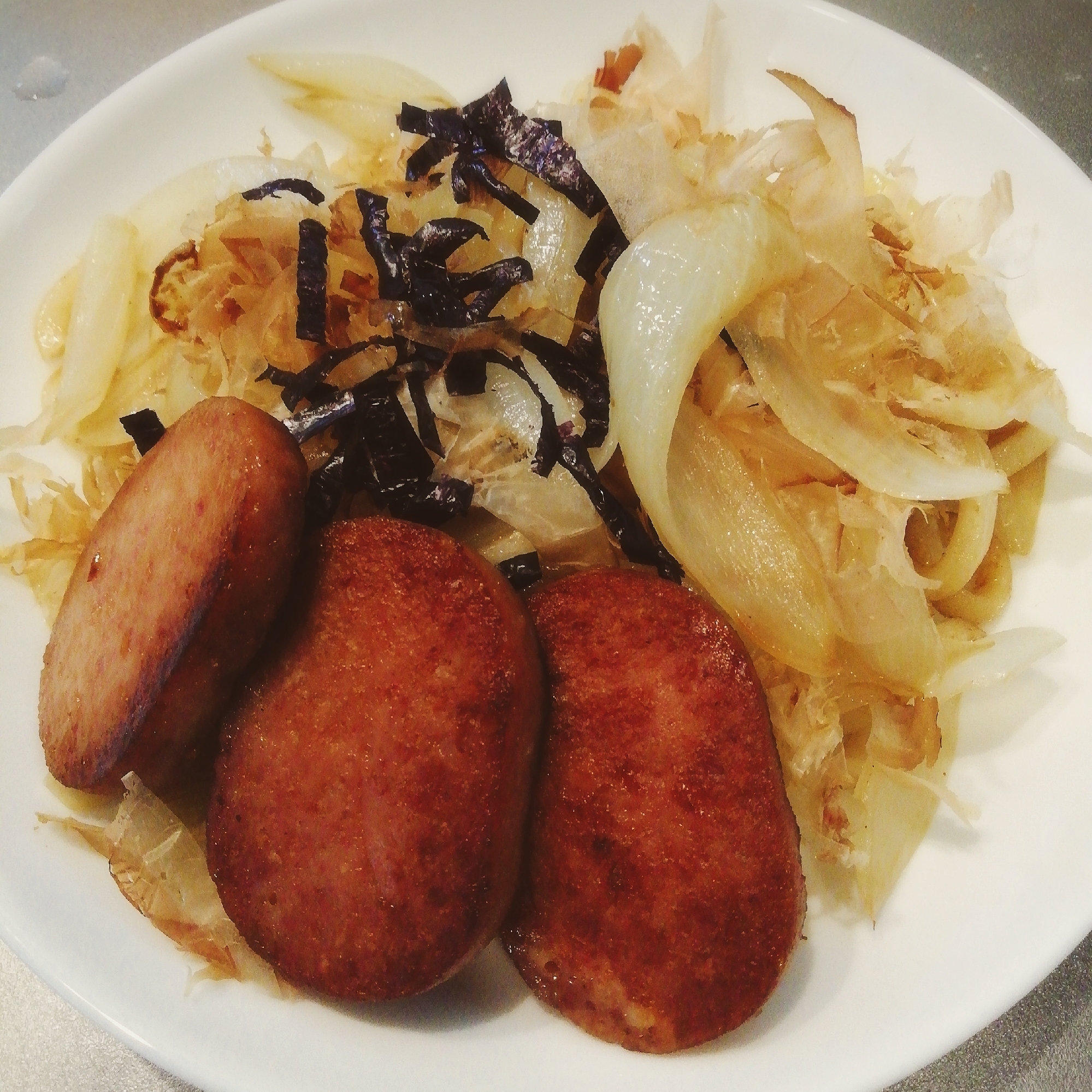 醤油＆ごま油で簡単焼きうどん