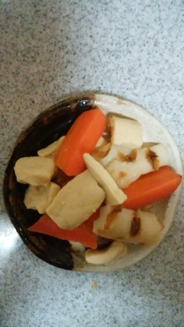 しみ豆腐の煮物