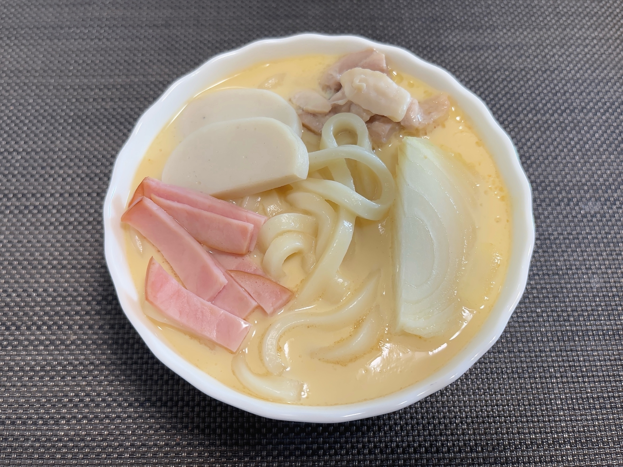 風邪の日にも！ツルッと食べやすい茶碗蒸しうどん