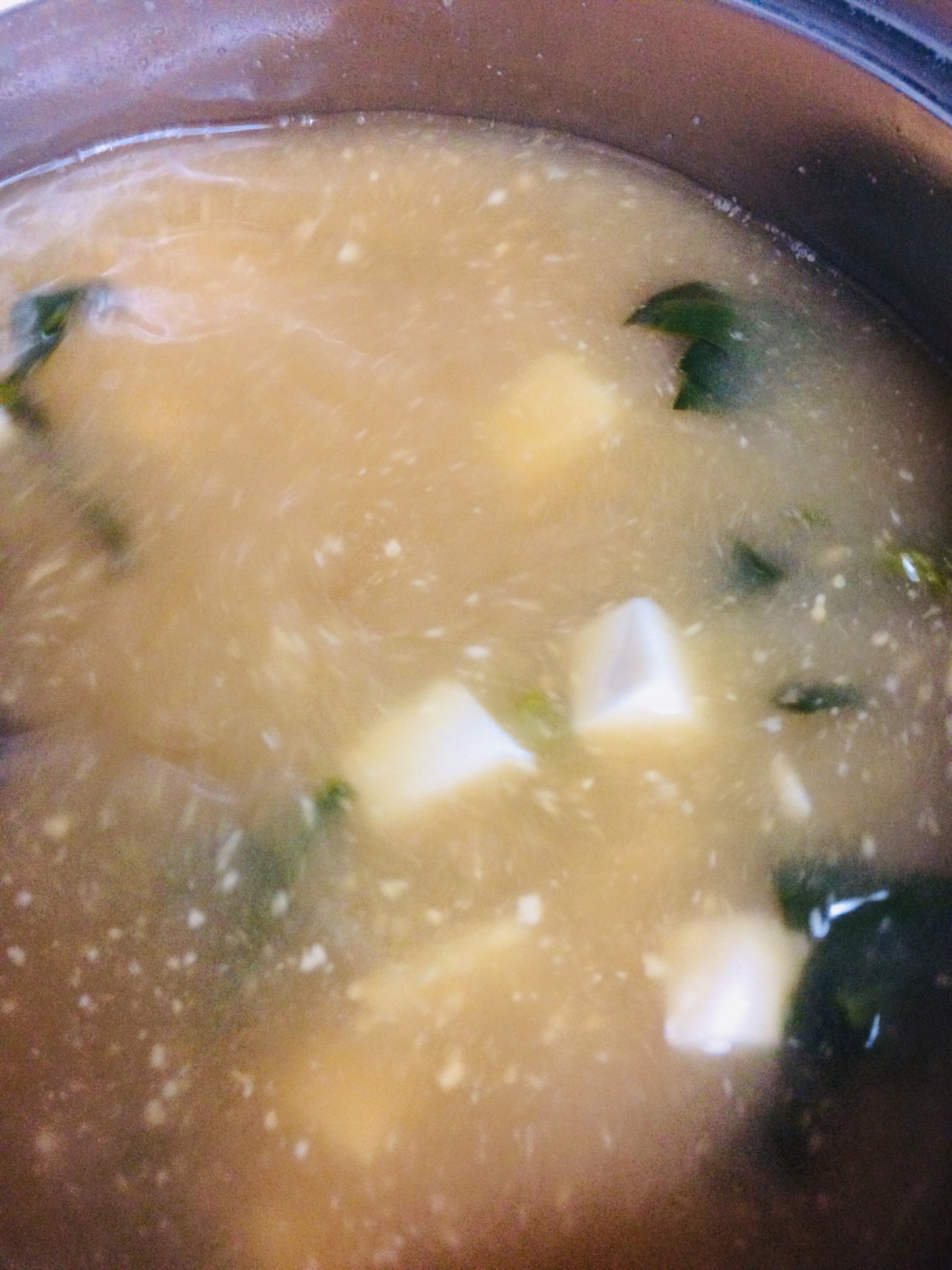 豆腐とほうれん草と塩麹の味噌汁