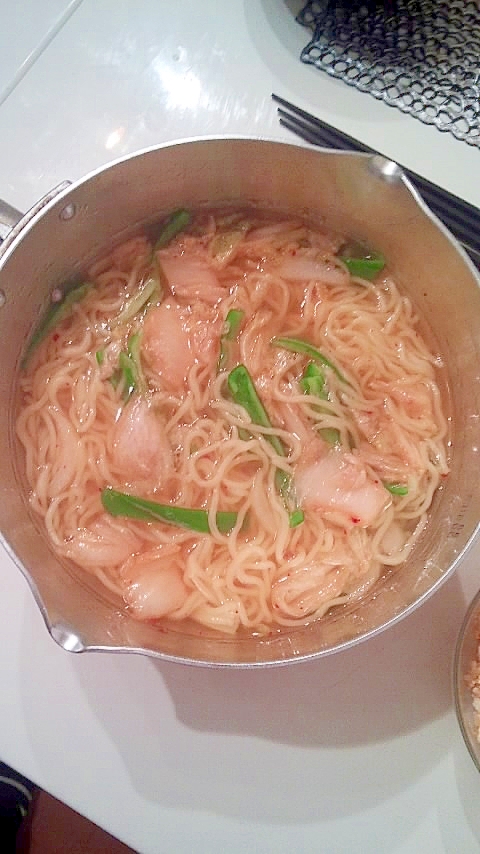 ピーマン入りきむち焼きそばラーメン