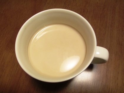 牛乳＋コーヒーフレッシュにすると、すごくミルキーで美味しいですね。新たな発見です☆まろやかな甘さに癒されました。ご馳走様でした。