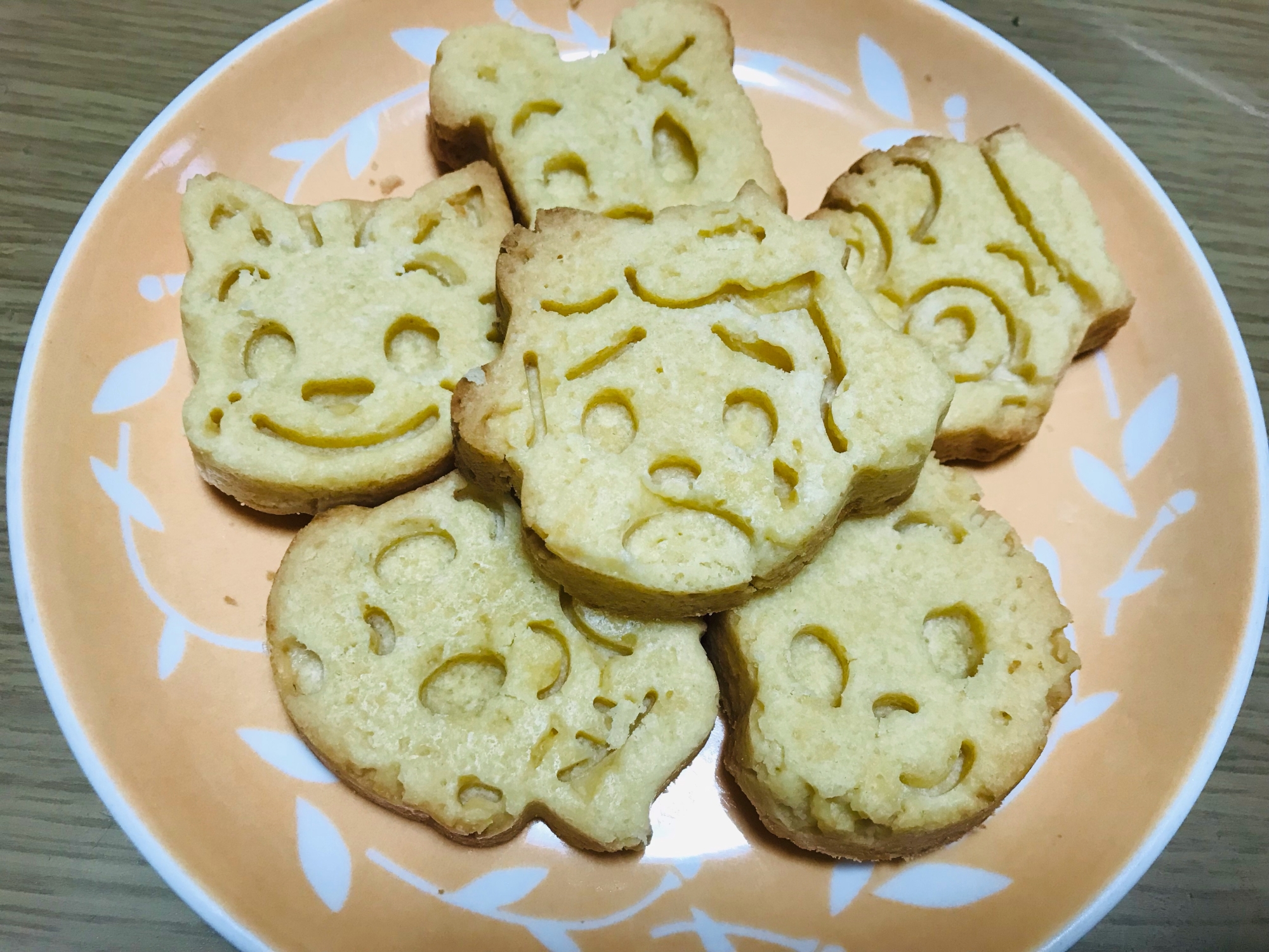 シリコン型で作るクッキー