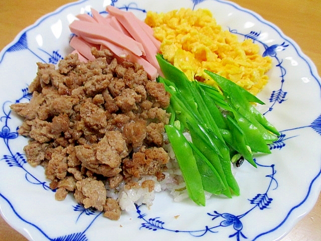 ４色丼