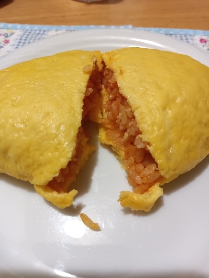 チキンライスを作ってオムライスにしました♪美味しく頂きました(^o^)レシピありがとうございます♡