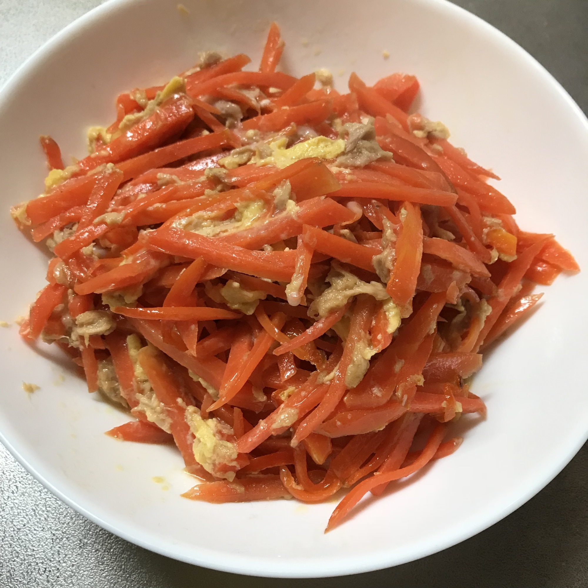 にんじんしりしり Shredded carrot レシピ・作り方 by Vell｜楽天レシピ
