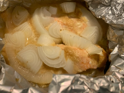 味噌とマヨネーズに鮭が合って、それに玉ねぎが絡んで美味しかったです。