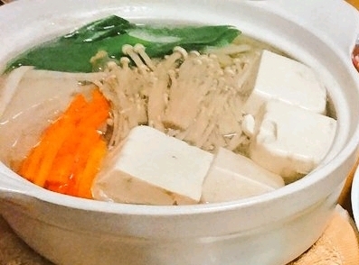 妻が風邪をひいた時に：湯豆腐-簡単・男の料理