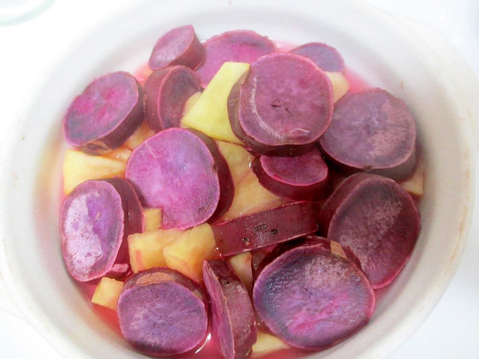 レンジで紫芋とりんごのゆずハチミツ煮