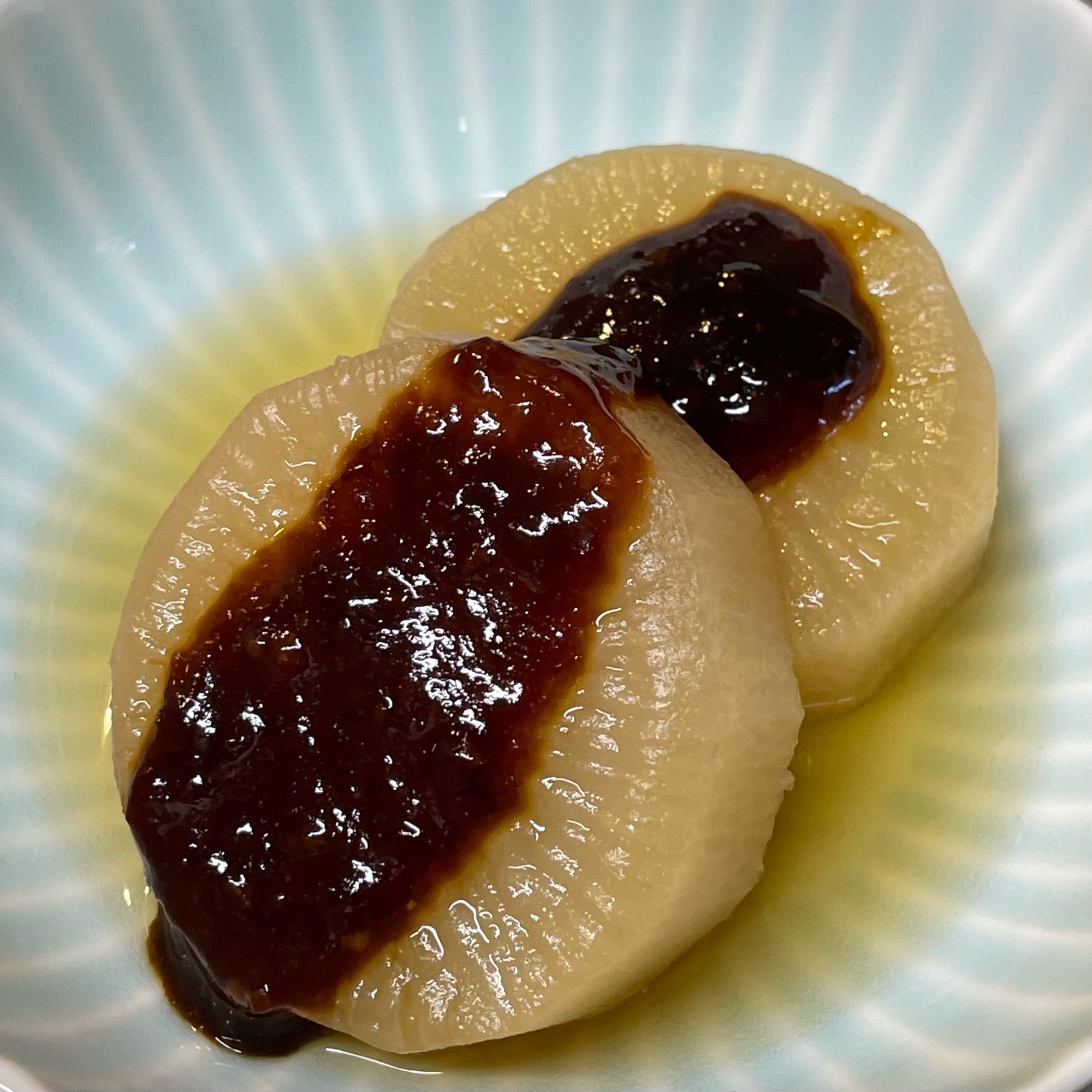 八丁味噌と麹味噌だれのふろふき大根