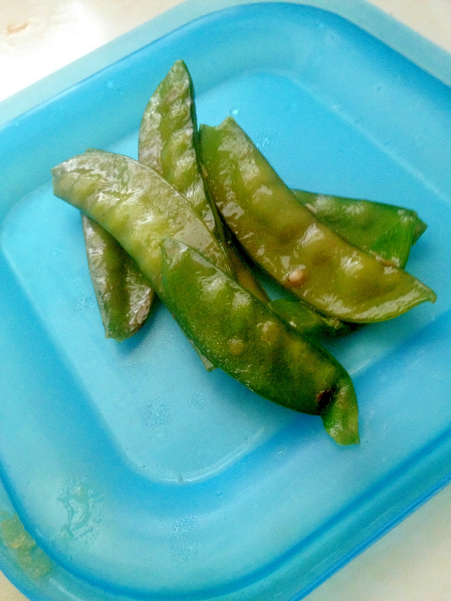 スナップ豌豆のカレー炒め