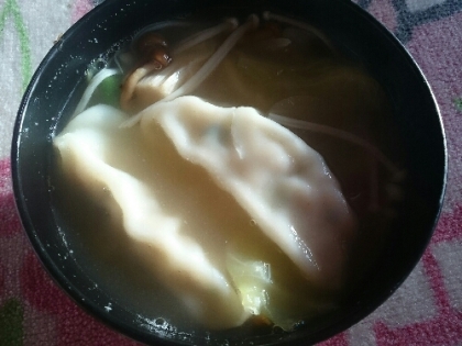 スパイシー好きで美味しくいただきました(^^)餃子鍋簡単で良いですね～ごちそうさまでした!