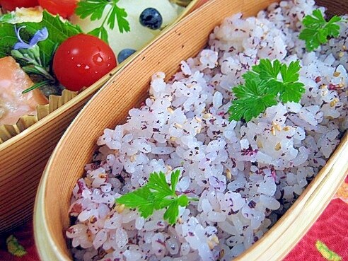 ユカリご飯 ゆかりとチーズのおにぎり｜キッチンスマイル｜関西スーパー