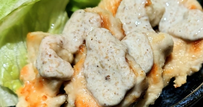 入賞レシピ（4）霧島山麓牛乳使用 鶏むね肉のごまソースがけ