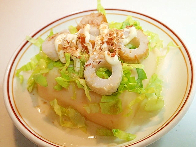 サラダ菜と竹輪とかつお節の卵豆腐