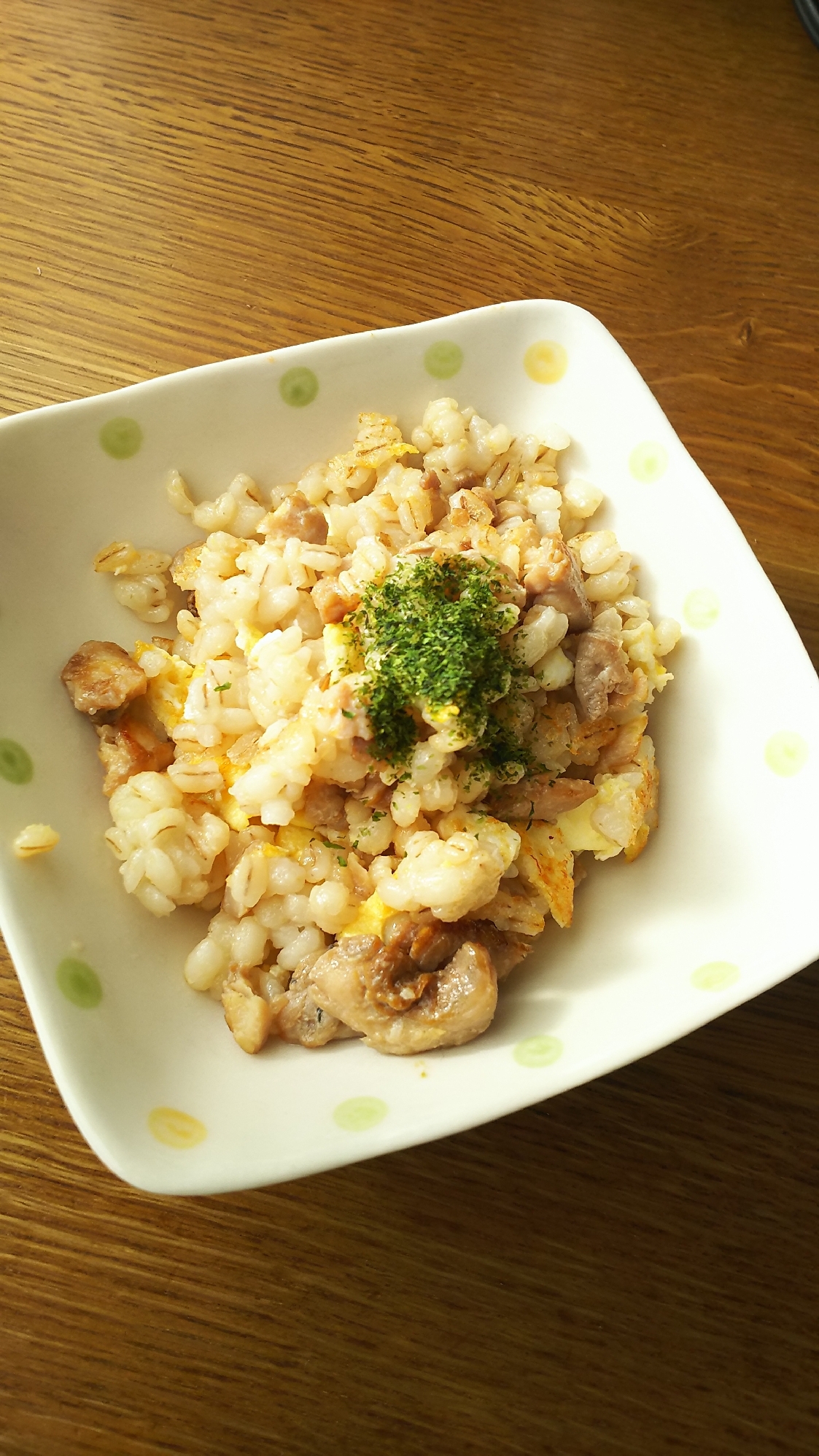 ハマチのもち麦チャーハン