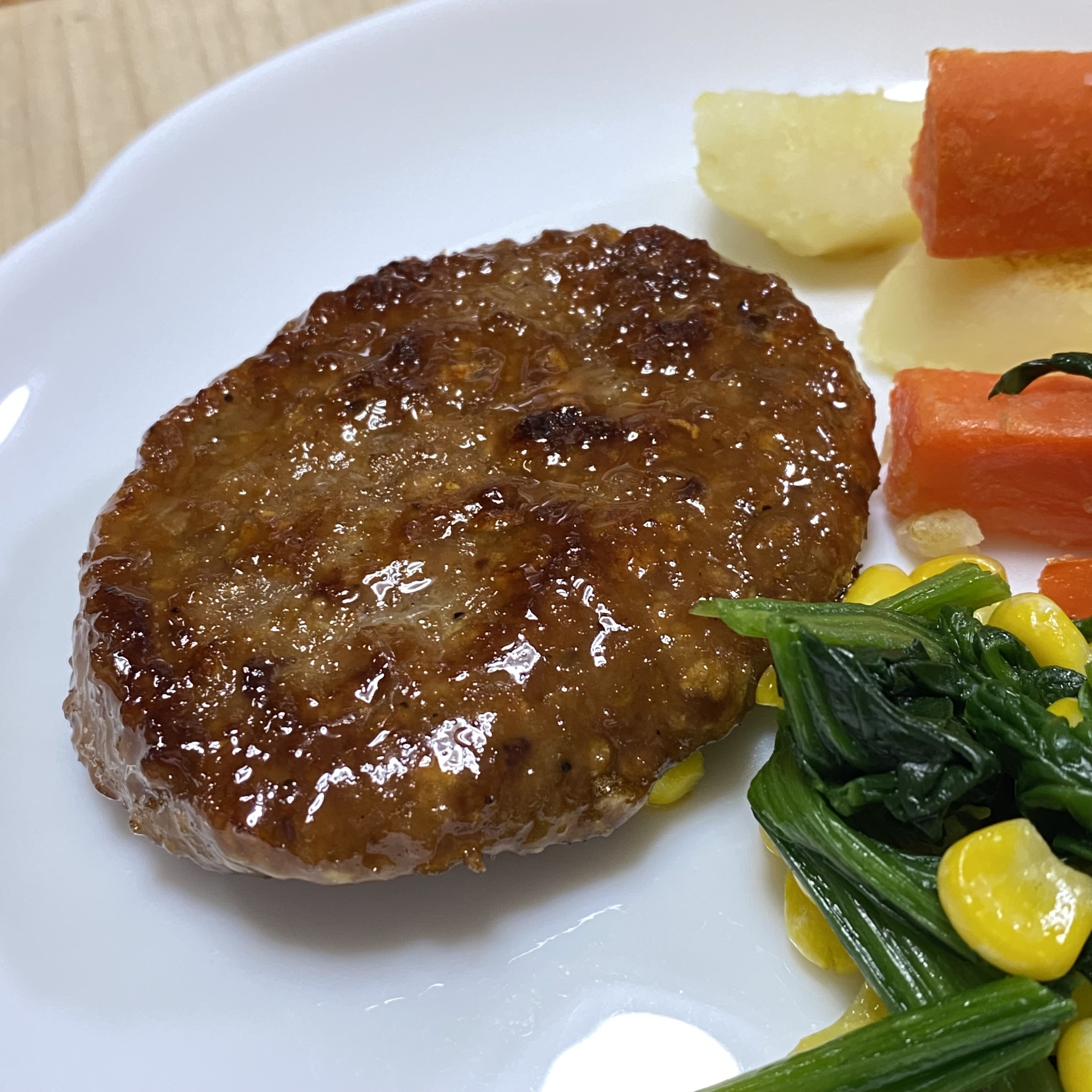 テリヤキ風牛肉パテハンバーグ