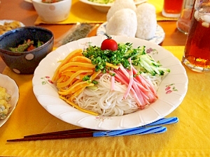 カラフル素麺