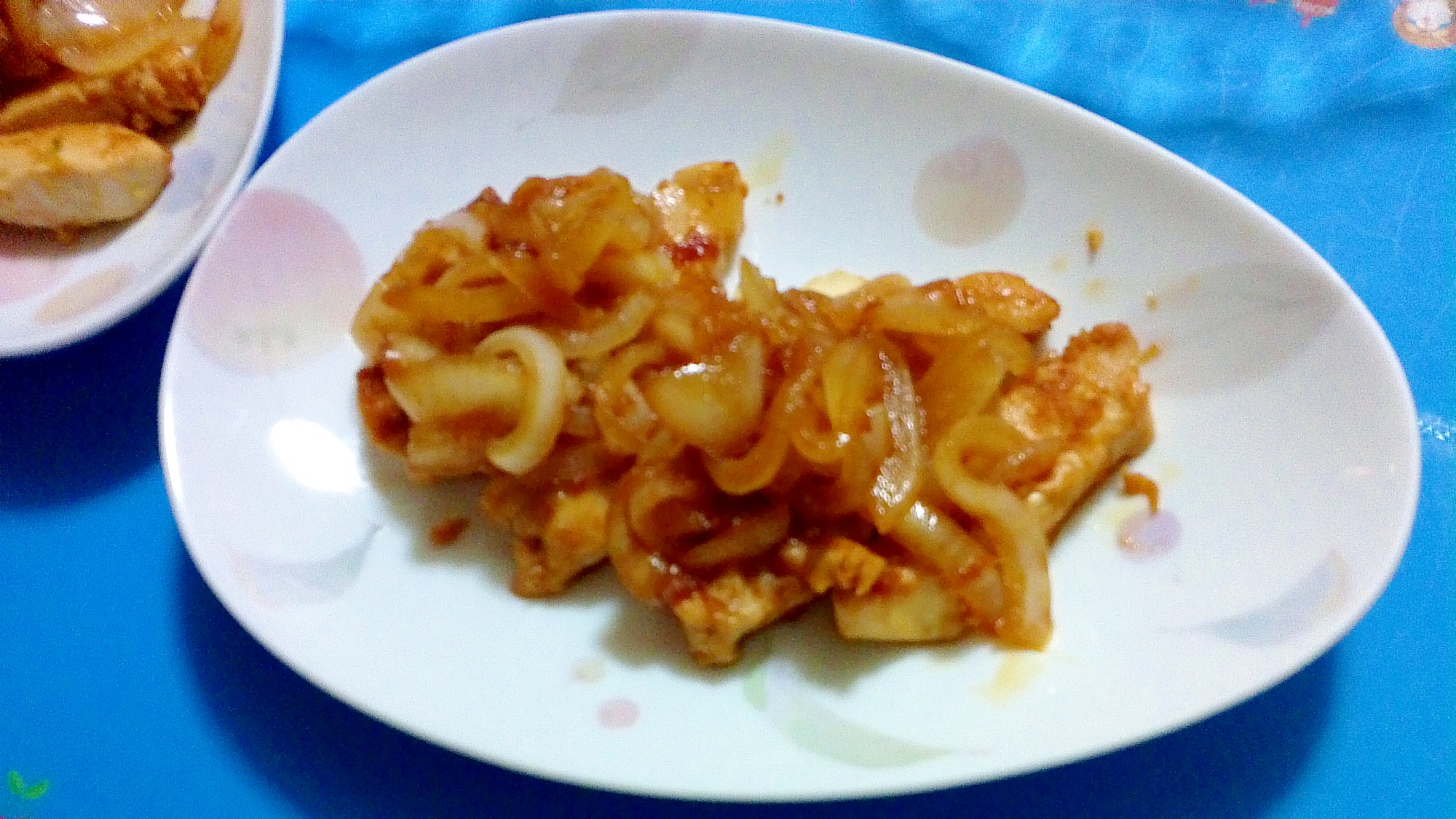 マグロの玉ねぎ生姜焼き