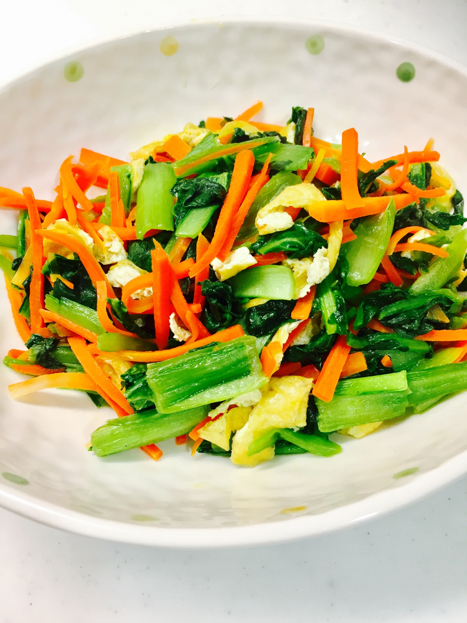 小松菜とにんじんと油揚げの炒め物