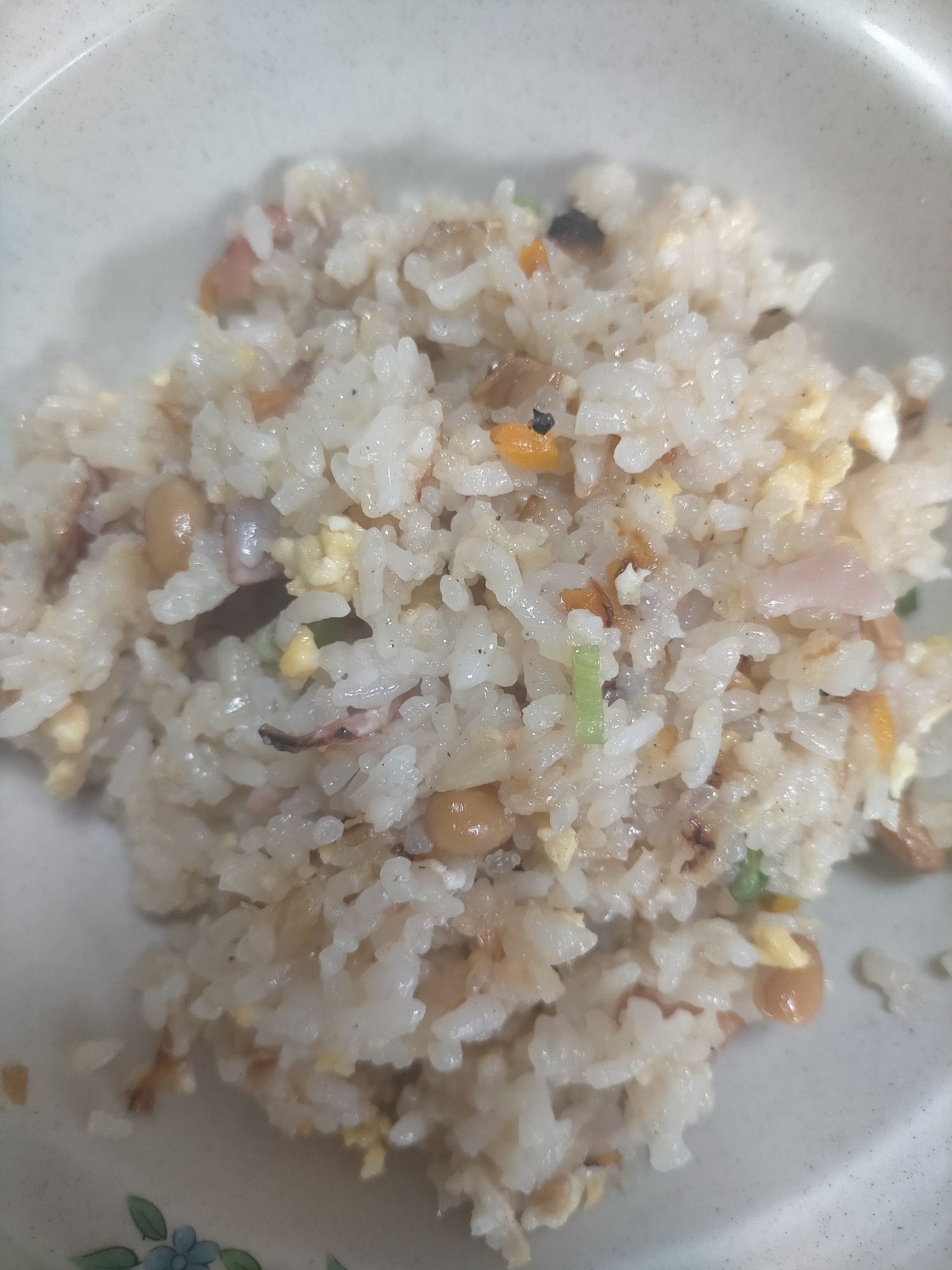納豆ベーコン卵入り焼き飯