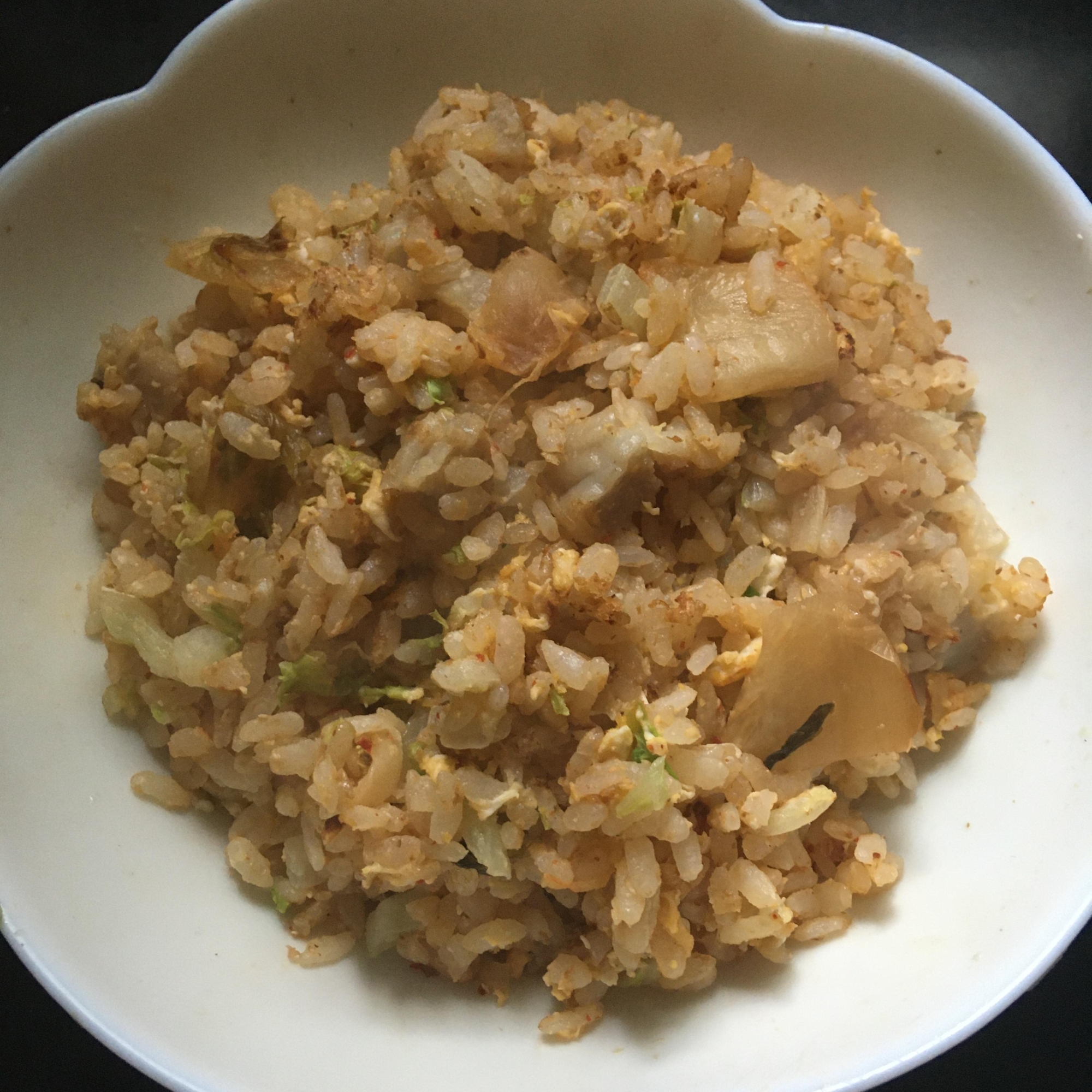 しゅうまい、白菜、キムチの卵チャーハン