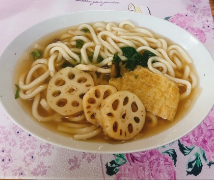 カニかまとねぎとれんこん天ぷらのぶっかけうどん