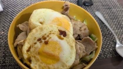 ガッツリ！！豚バラ肉のスタミナ丼