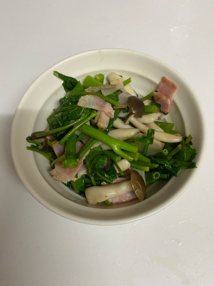 レシピ通り作ってみました。空芯菜を使うのは初めてでしたが美味しくいただきました。