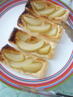 冷凍パイ生地で 簡単ピーチパイ レシピ 作り方 By Kumiko3 楽天レシピ 冷凍パイ生地で 簡単ピーチパイ レシピ 作り方 By Kumiko3 楽天レシピ