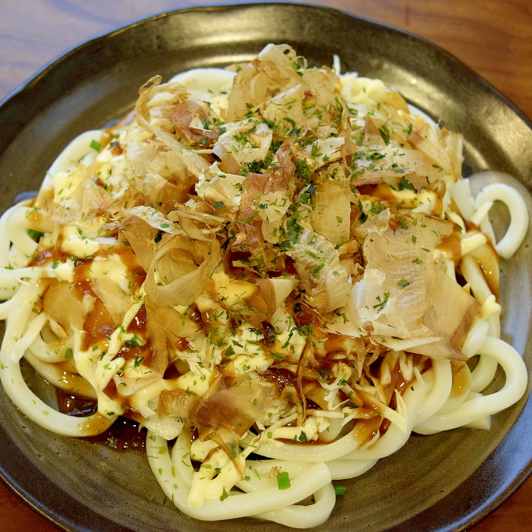 キャベツとちくわのお好み焼き風☆サラダうどん