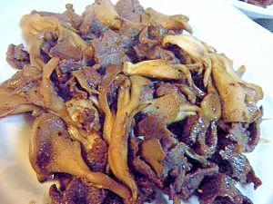 鹿肉と舞茸のピリ辛炒め
